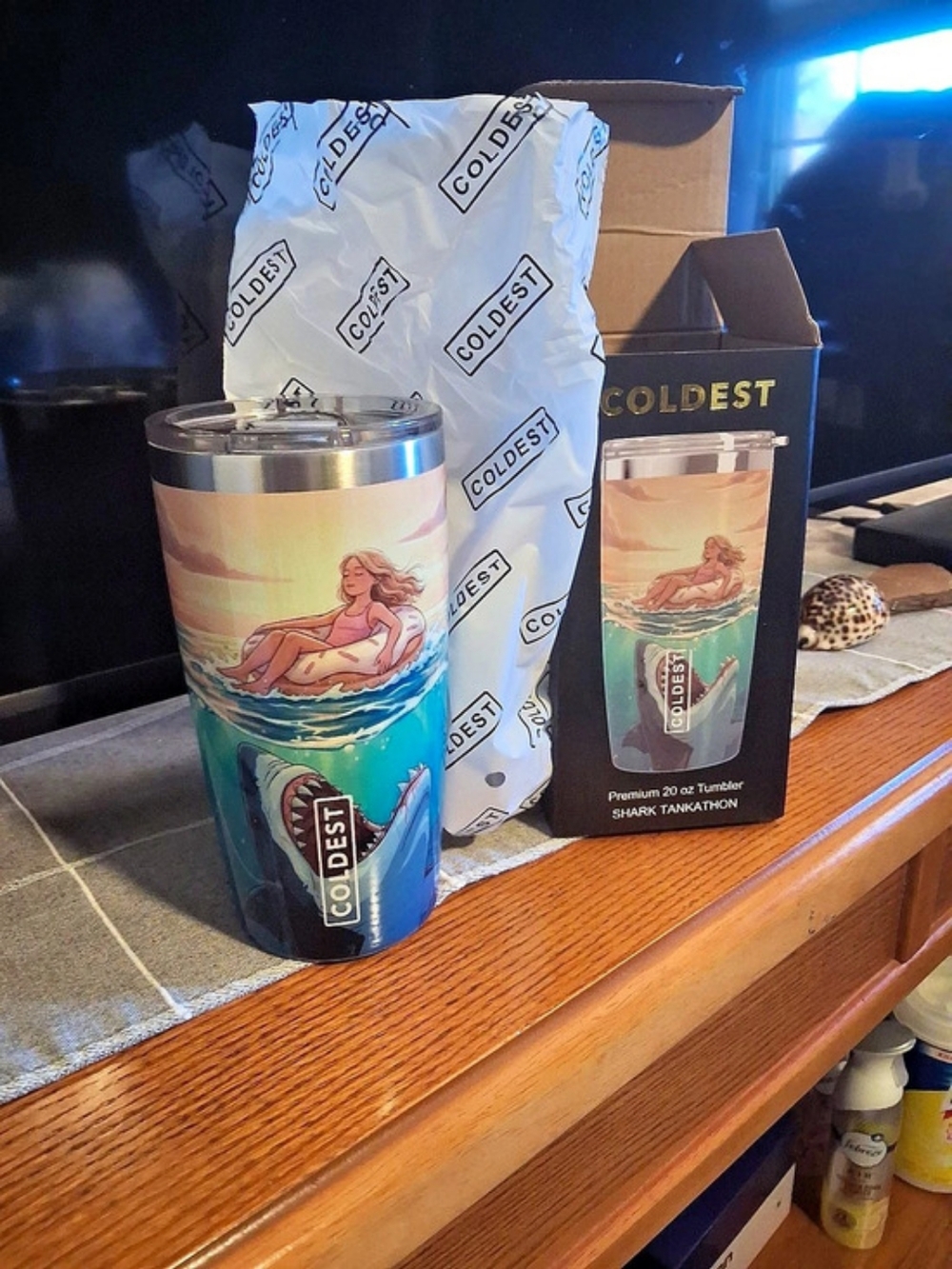 Coldest 20 oz Tumbler Blue & Pink NWT